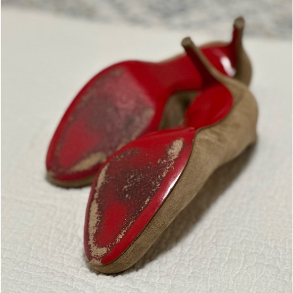 Christian Louboutin Suede Heels ❤️ - Picture 2 of 3